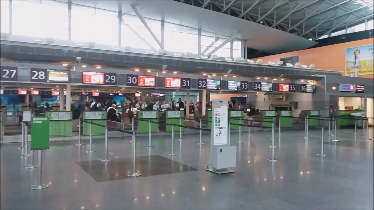 ukrainian-official-predicts-kyiv-international-airport-soon-reopen