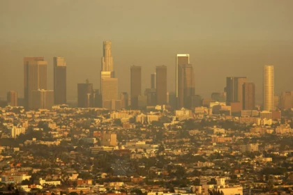 children-in-california-sue-us-government-over-pollution