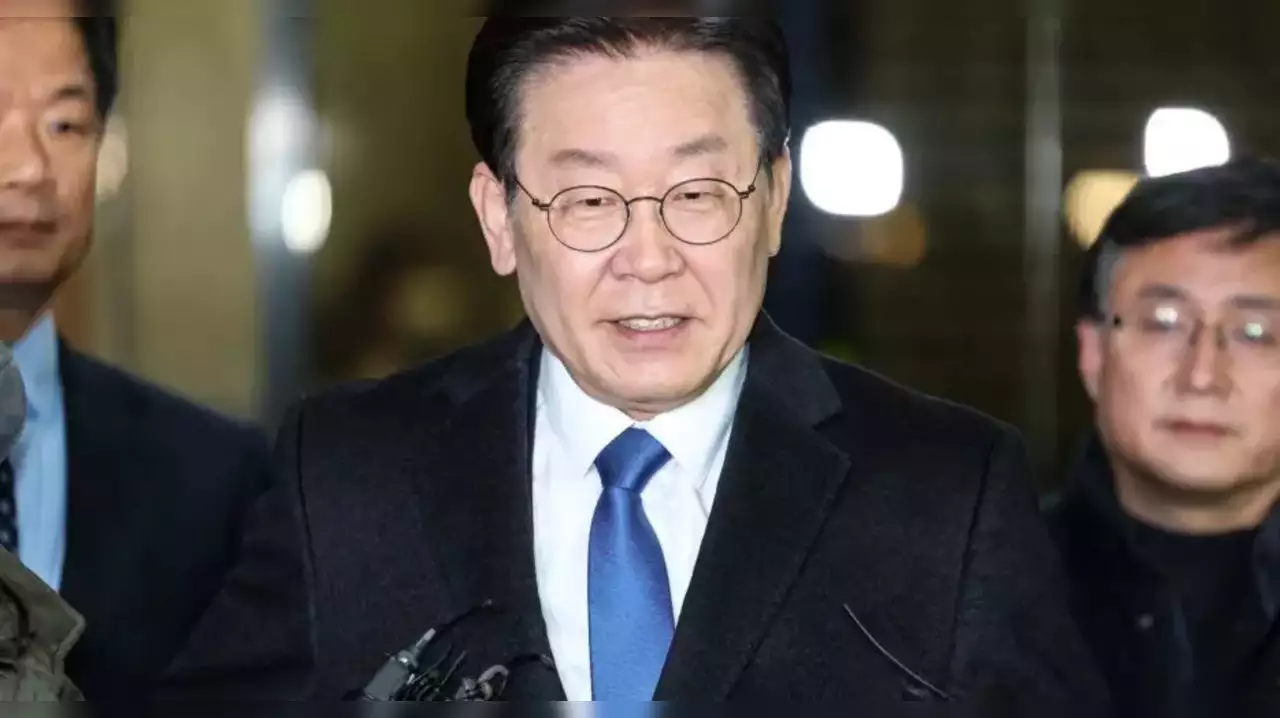 south-korean-opposition-leader-lee-jae-myung-hopes-for-end-to-politics-of-hate-after-attack