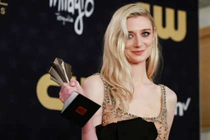 elizabeth-debicki-wins-best-supporting-actress-for-the-crown-at-critics-choice-awards-2024