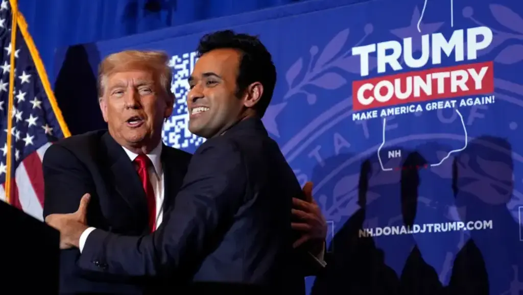 vivek-ramaswamy-and-donald-trump-appeared-on-stage-together-at-a-campaign-event-in-new-hampshire