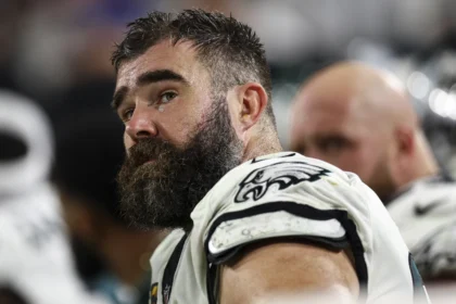 will-jason-kelce-join-his-brother-travis-on-the-chiefs-after-the-eagles-lose