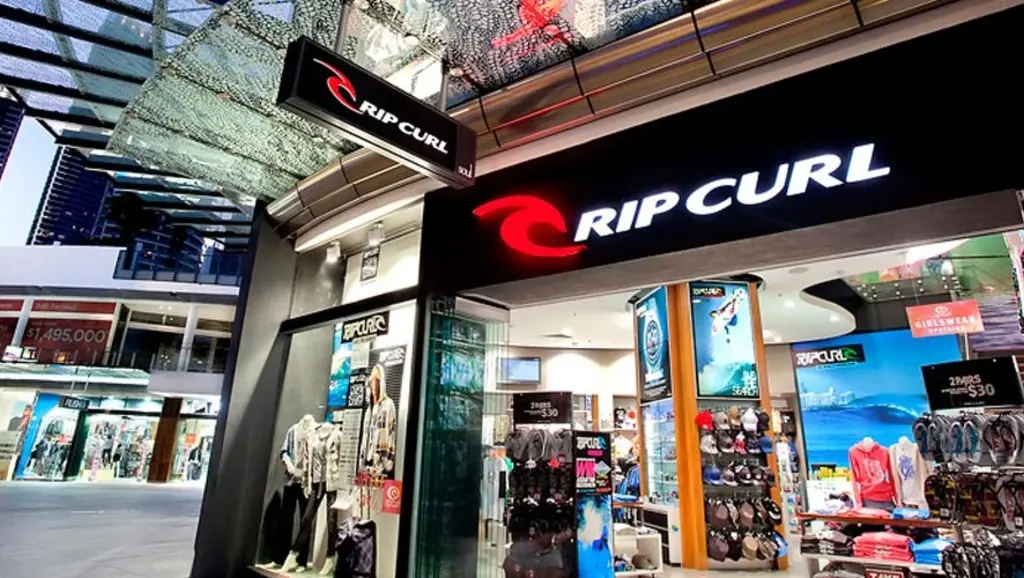 rip-curl-removes-celebration-post-including-trans-surfer-after-boycotting-from-us-athletes