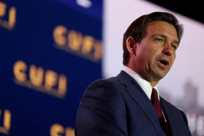 ron-desantis-quits-election-campaign-supports-former-rival-donald-trump