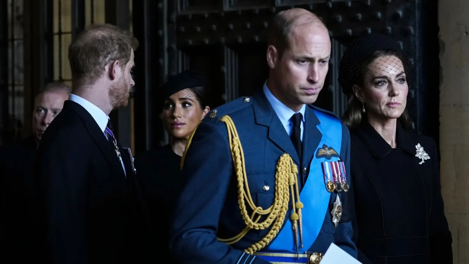 prince-harry-and-meghan-is-ready-to-reconcile-with-the-royals-but-prince-william-urges-king-charles-not-to-fall-this-time