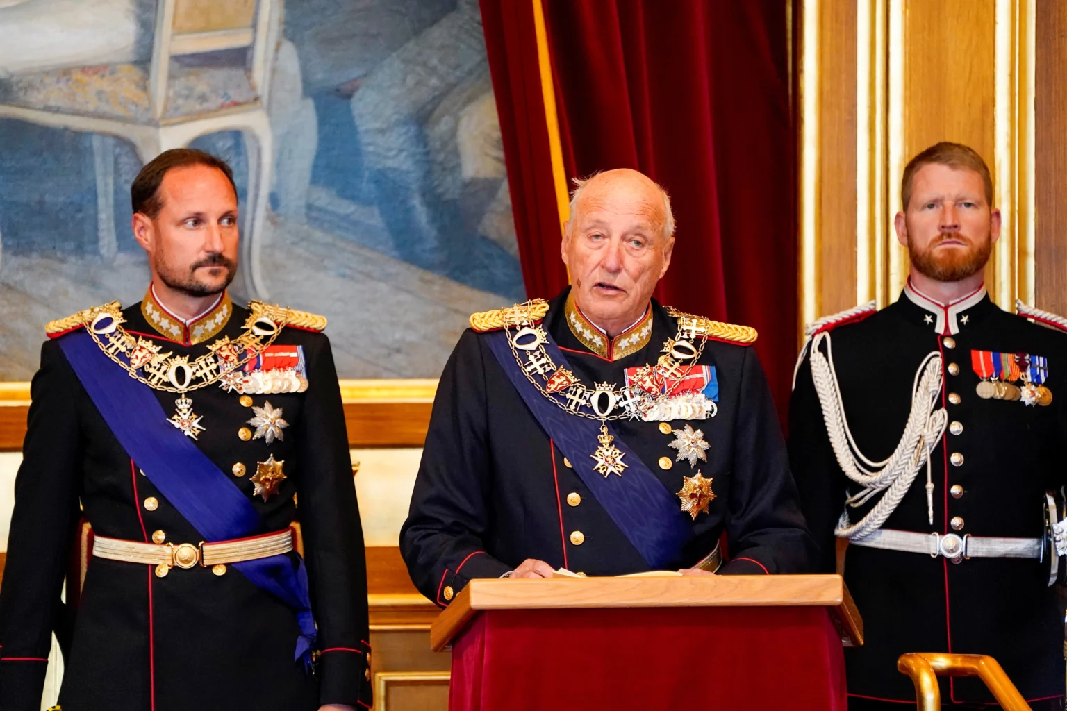 norways-king-harald-hospitalized-with-an-infection-while-on-holiday-in-malaysia