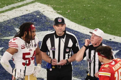 travis-kelce-the-chiefs-and-even-the-ref-were-stunned-by-the-49ers-decision-to-receive