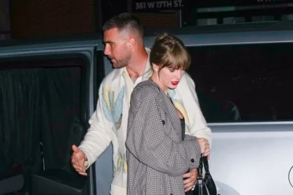 swifties-thinks-travis-kelce-is-staging-a-romance-with-taylor-swift