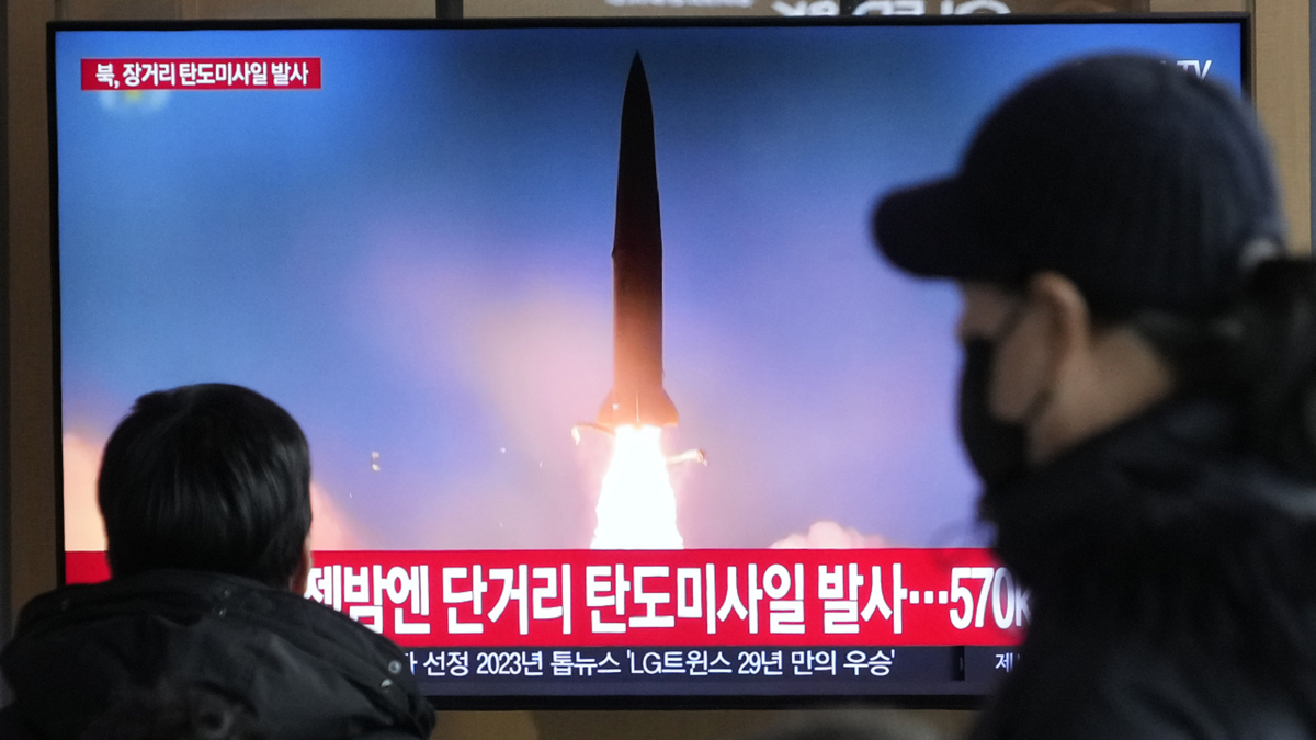 north-korea-fires-ballistic-missile-into-the-sea-as-us-secretary-visits-seoul