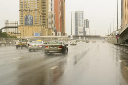 dubai-police-issues-alert-over-extreme-weather-conditions