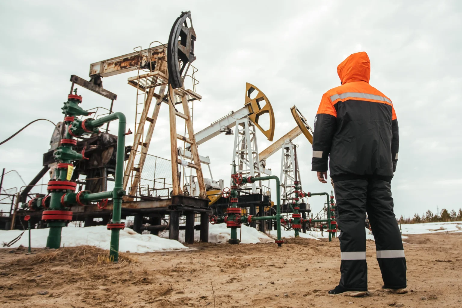 russia-to-cut-oil-production-by-471000-bpd-in-second-quarter-of-2024
