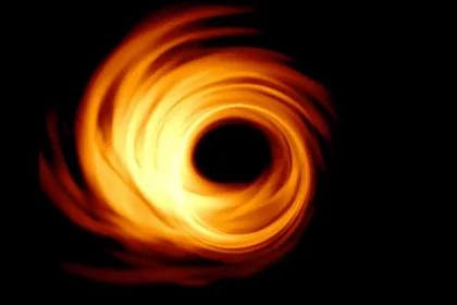 astronomers-discover-powerful-magnetic-fields-spiraling-around-the-black-hole