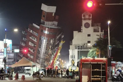 over-1000-injured-48-still-missing-in-a-deadly-earthquake-that-shook-taiwan