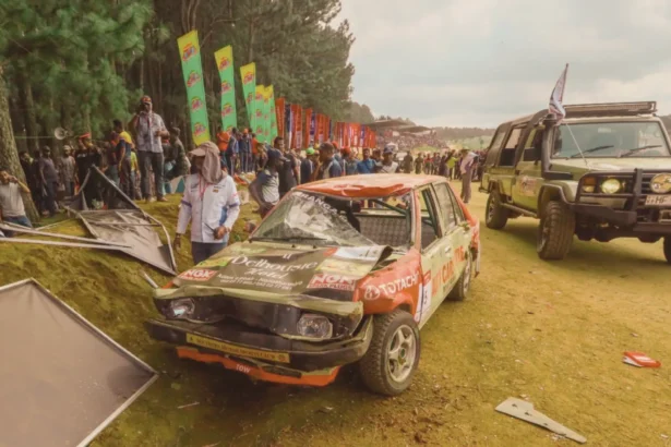 race-car-in-sri-lanka-rammed-into-a-crowd-killing-seven-and-injuring-20-spectators