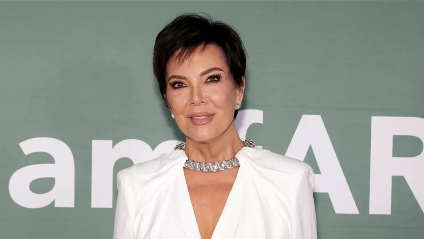 kris-jenner-disclosed-her-health-scare-during-the-trailer-of-the-kardashians-season-5