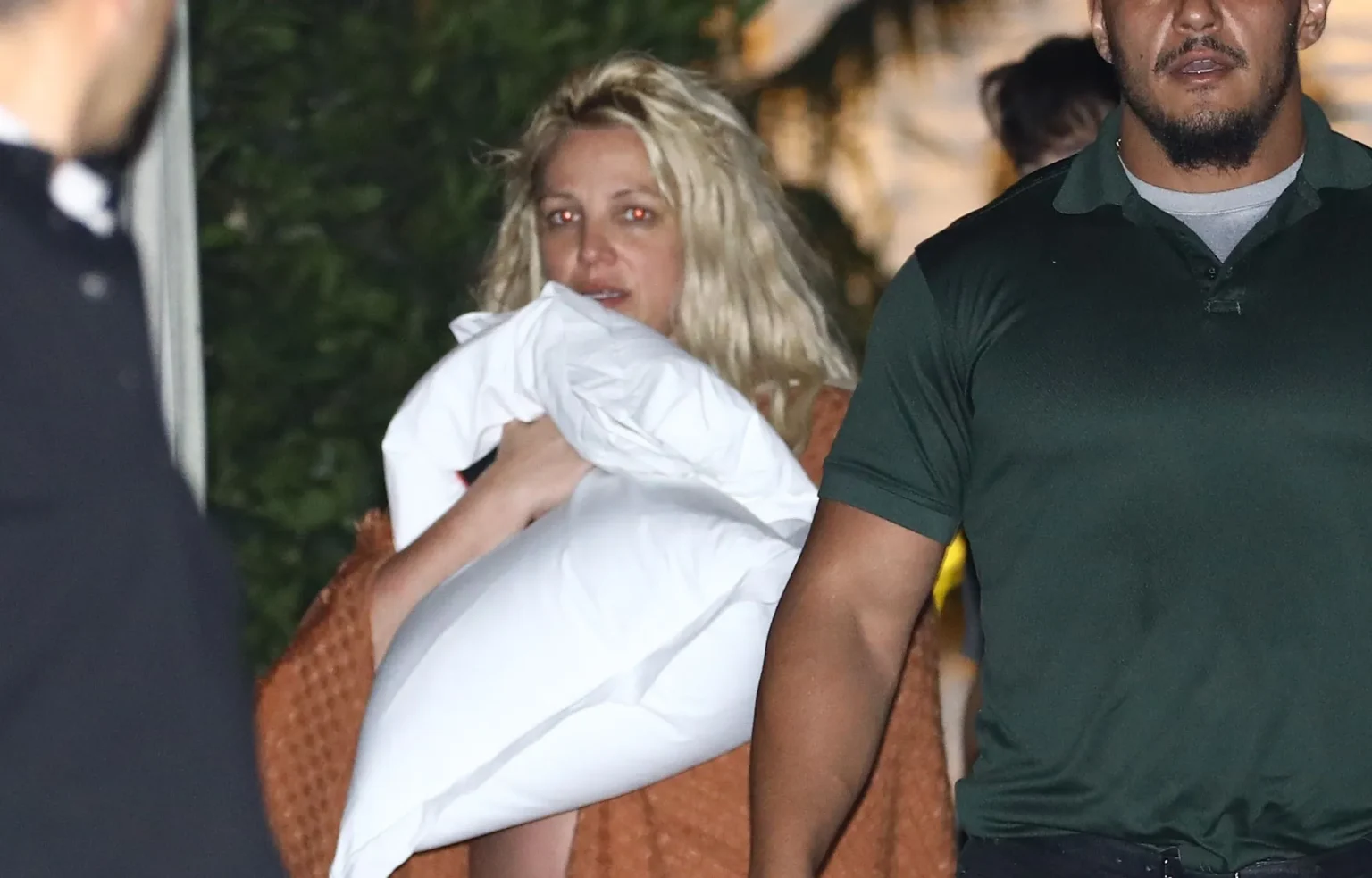 britney-spears-reportedly-involved-in-a-fight-with-boyfriend-in-la-the-singer-denies