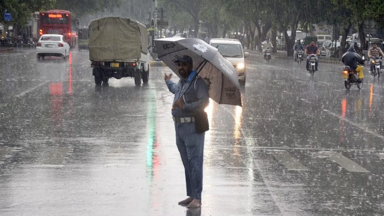 pakistan-registers-wettest-april-in-more-than-60-years-report