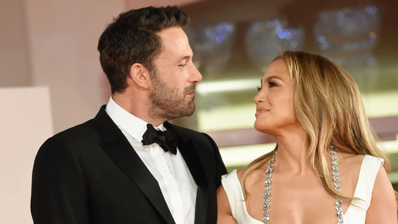 ben-affleck-and-jennifer-lopez-encounter-the-harsh-reality-of-marriage-following-honeymoon-phase