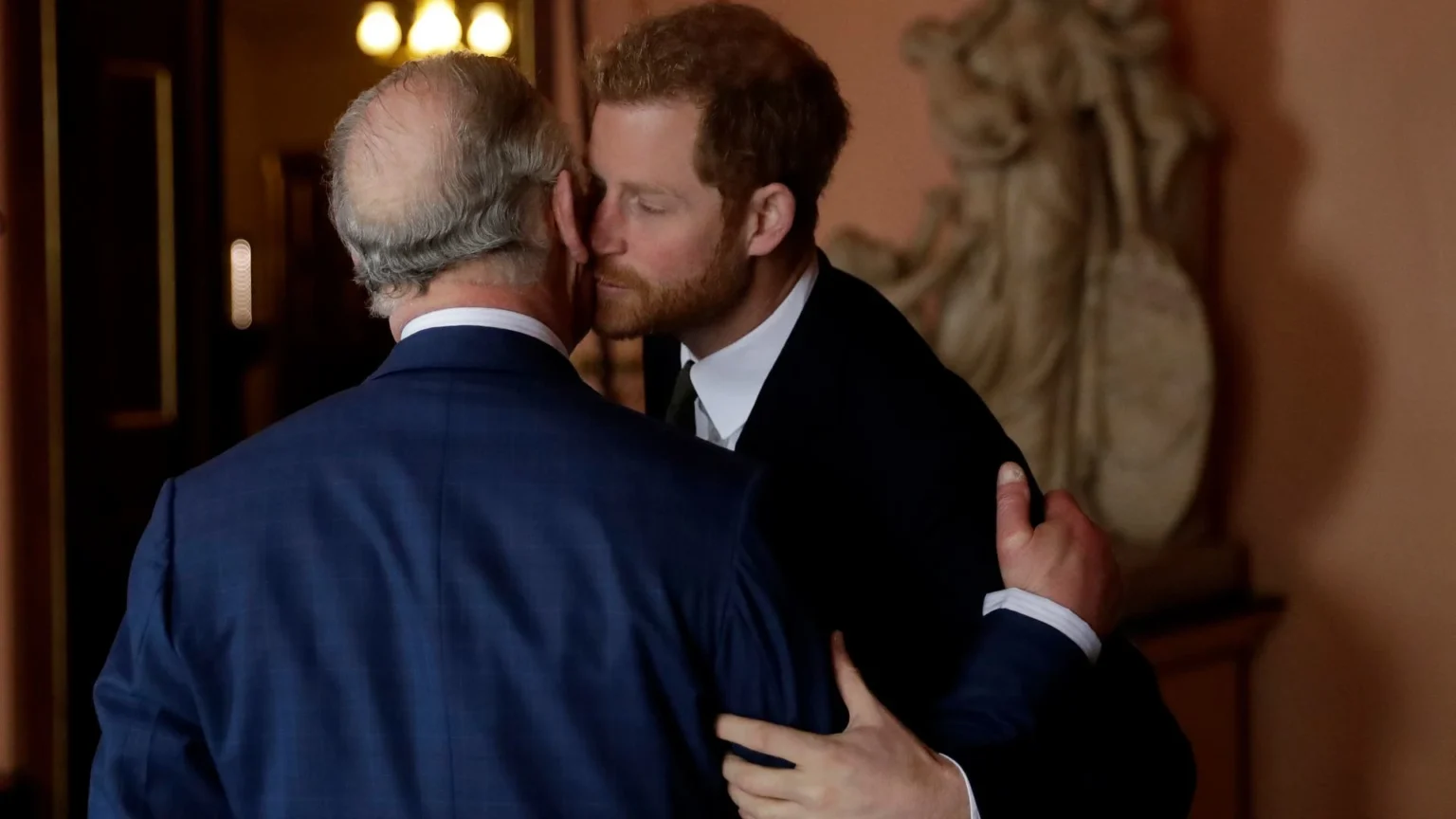 prince-harry-desperately-wants-to-arrange-a-call-with-king-charles-for-fathers-day