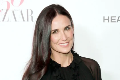 demi-moore-prefers-dating-an-anonymous-person-over-hollywood-a-listers