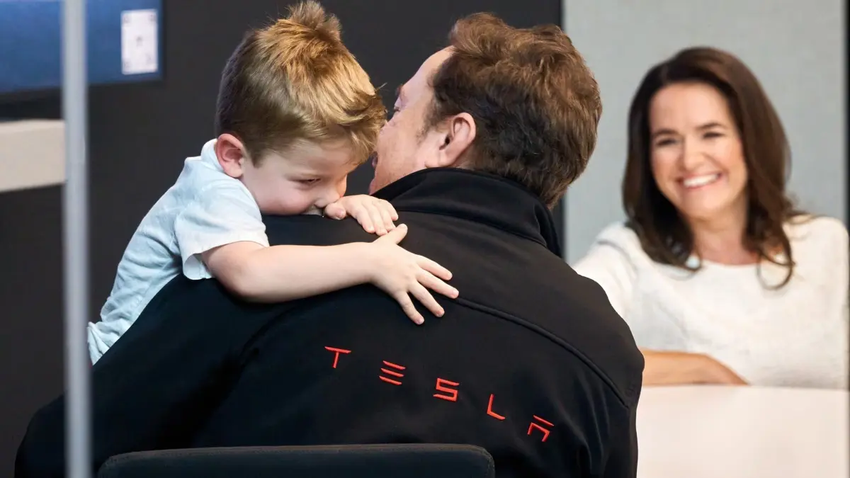 elon-musk-secretly-welcomes-12th-baby-with-shivon-zilis