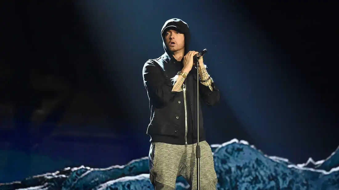 eminem-announced-the-release-date-of-the-upcoming-album-the-death-of-slim-shady-coup-de-grace