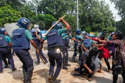 bangladesh-fm-confronted-by-diplomats-over-brutal-response-to-student-protests
