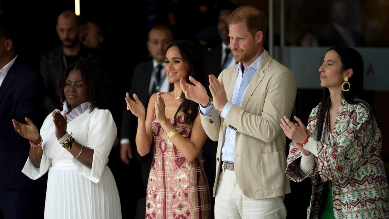 prince-harry-looks-uncomfortable-with-meghan-markle-in-new-dance-video