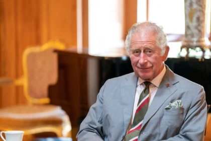 king-charles-faces-accusations-of-hypocrisy-over-significant-award