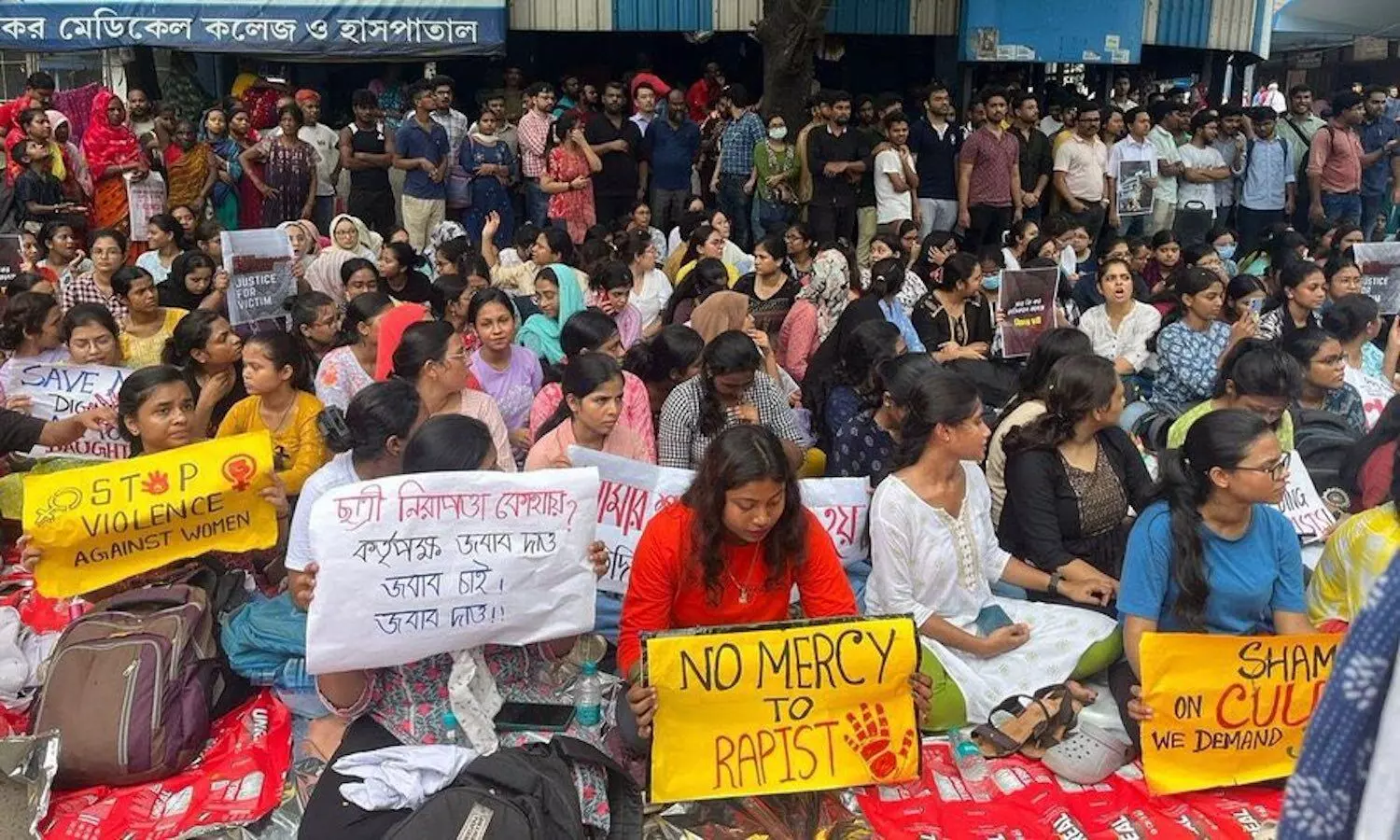 indian-protests-over-gruesome-rape-of-moumita-debnath-grow-hang-the-rapist