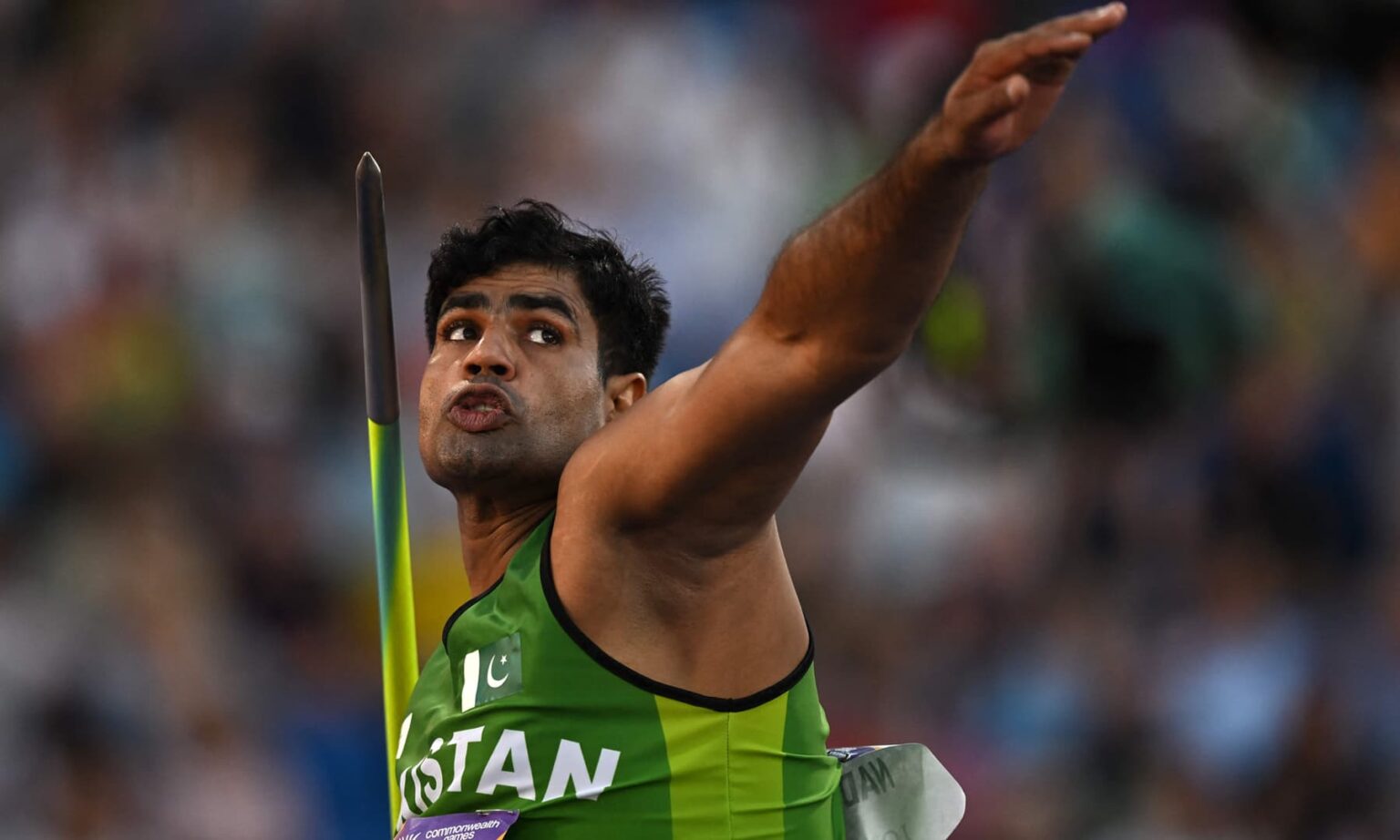 arshad-nadeem-wins-gold-for-pakistan-after-40-years-at-paris-olympics