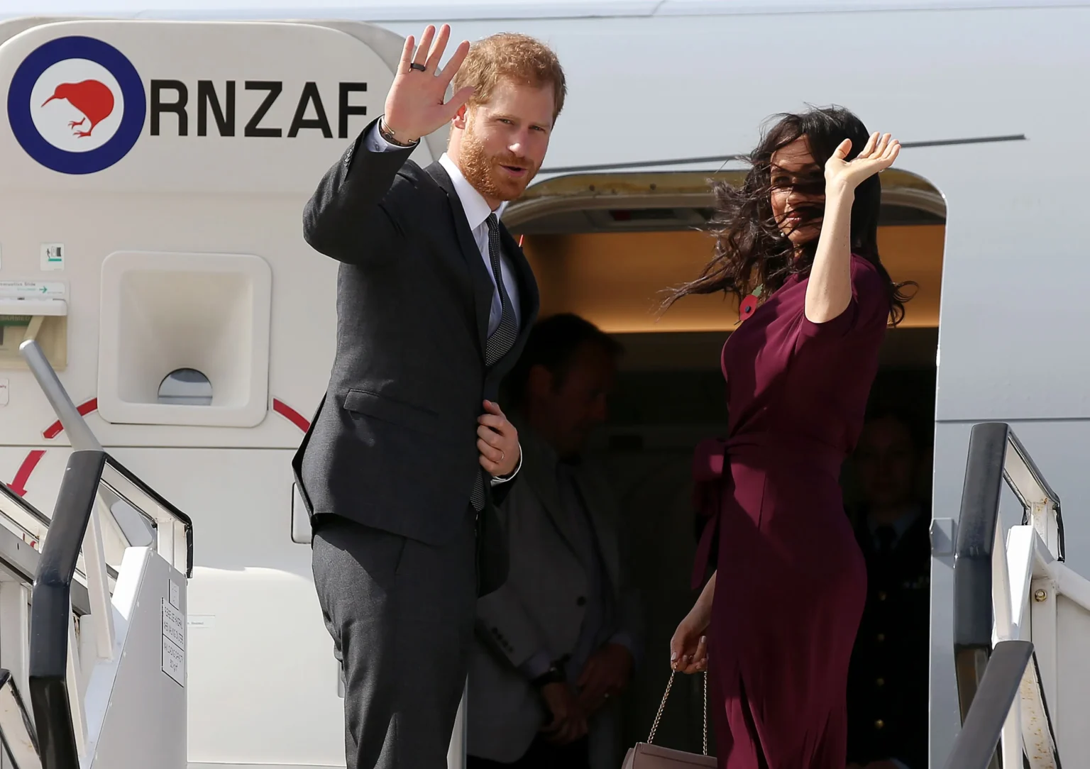 prince-harry-meghan-markle-invited-by-several-countries-following-colombia-tour