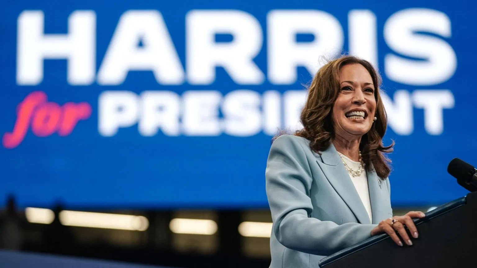 kamala-harris-election-campaign-raises-around-record-breaking-500-million-in-a-month