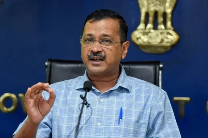 indias-supreme-court-grants-bail-to-opposition-leader-arvind-kejriwal-in-graft-case