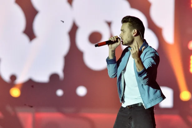 hollywood-music-stars-paid-heartfelt-tributes-to-liam-payne-after-the-singers-shocking-death