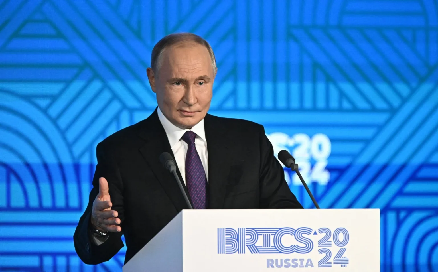 vladimir-putin-seeks-to-challenge-western-powers-as-russia-hosts-brics-summit