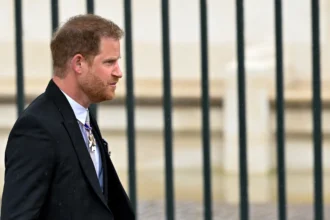 taylor-swifts-royal-escort-in-the-uk-calls-out-double-standard-for-prince-harry