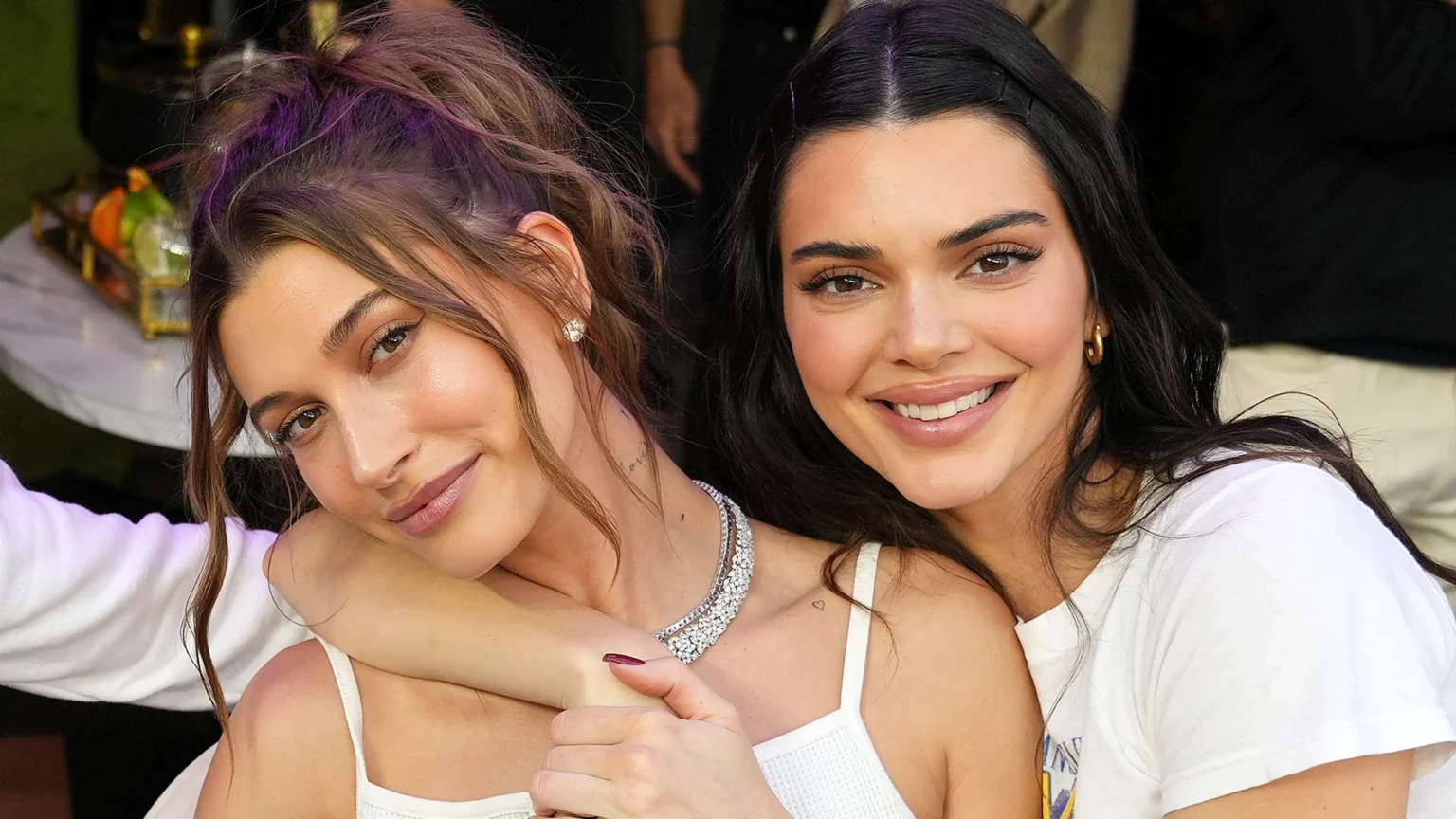 hailey-bieber-wishes-kendall-jenner-a-sweet-birthday-by-sharing-never-seen-before-photos