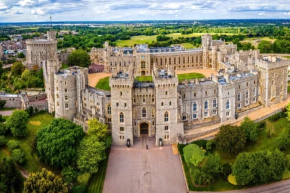 windsor-castle-hit-with-shocking-security-breach-as-masked-robbers-break-in-royal-residence