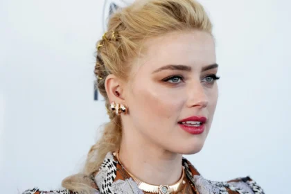 amber-heard-announces-second-pregnancy-with-anonymous-man